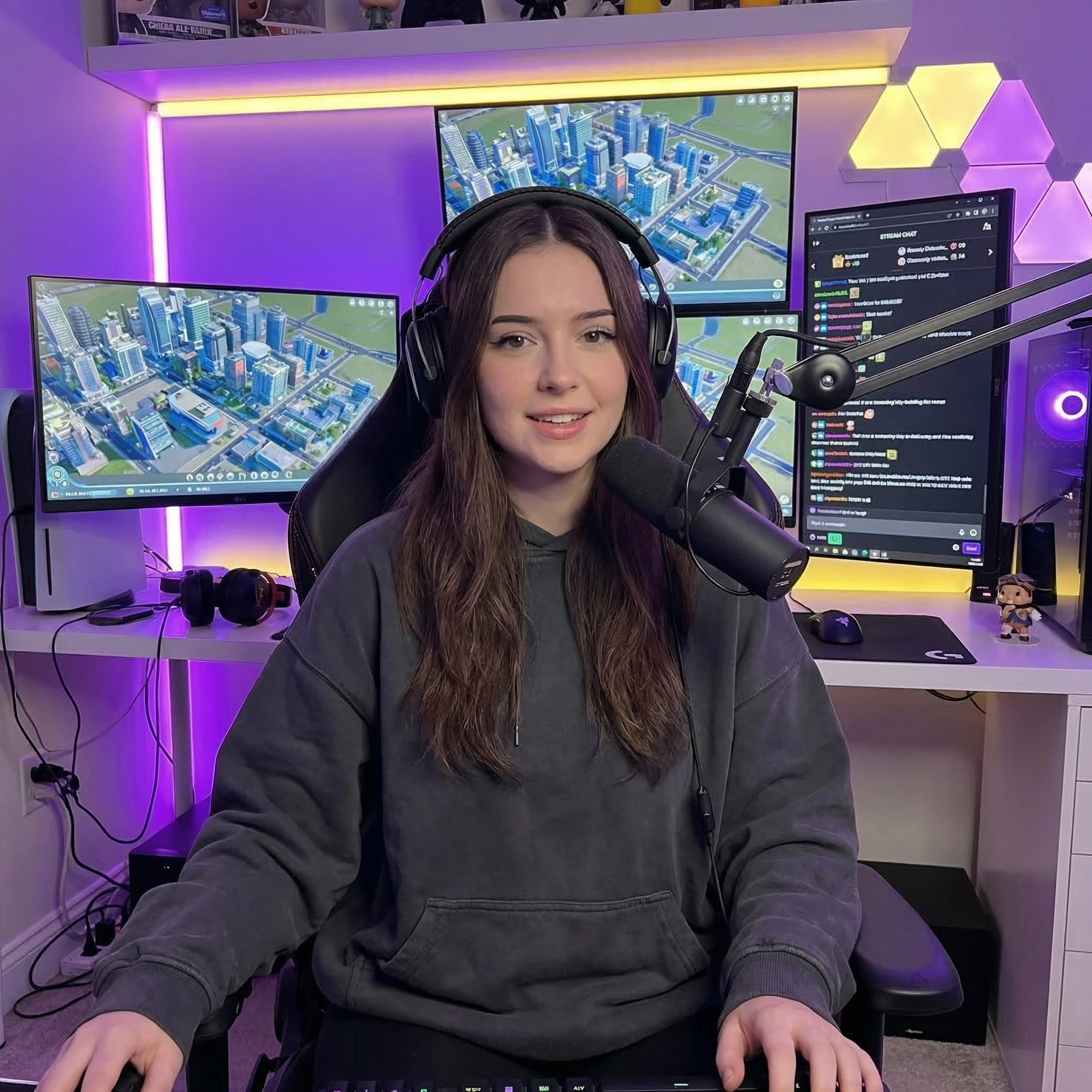 Архитектор неонового города на Twitch — Nano Banana Pro промт