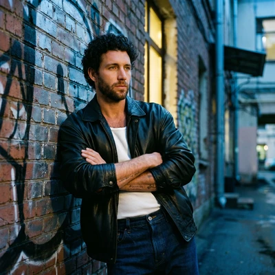 Авангардная кожа и деним — AI промт для Nano Banana Pro