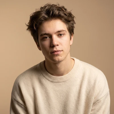 Минималистичный портрет в стиле Soft-Focus — AI промт для Nano Banana Pro