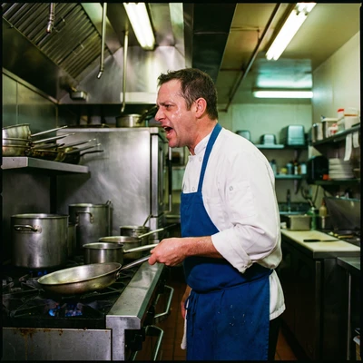 Персонаж сериала «Медведь» — AI промт для Nano Banana Pro