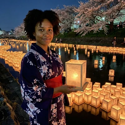 Торжество на фестивале Обон в Японии — AI промт для Nano Banana Pro