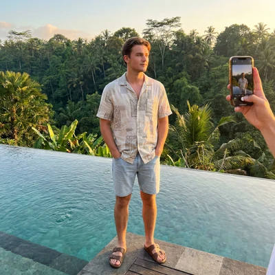 Звезда Instagram на Бали — AI промт для Nano Banana Pro